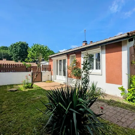 Maison 3 Etoiles Climatisee, Jardin, Parking, Proche Centre Et Thermes